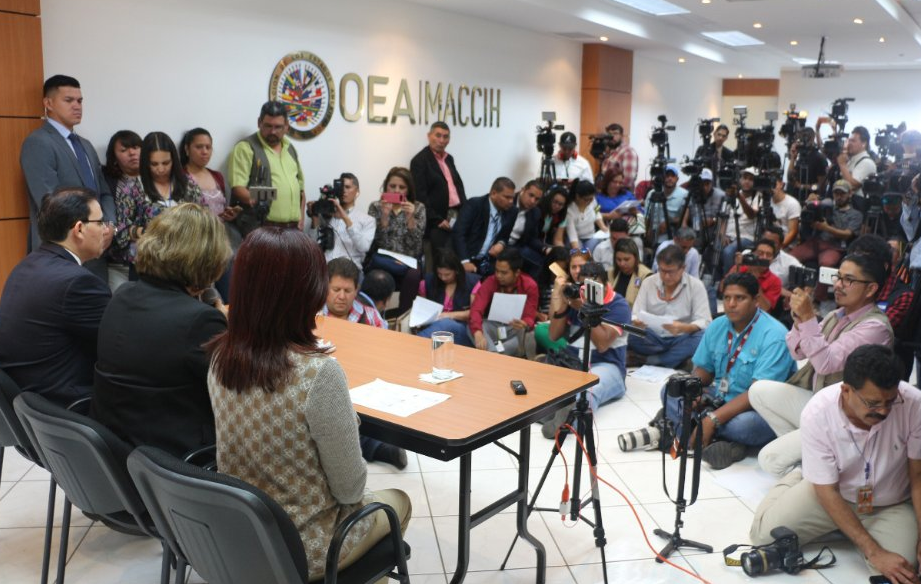 Maccih members speak to the press regarding their concern of the proposed reform to the Honduran Seizure of Assets Law. March 8, 2018.