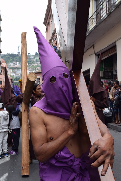 Devotees sign up months in advance to be one of the hundreds actively involved in the procession every Good Friday, mentally and spiritually preparing themselves for the moment they carry their cross.