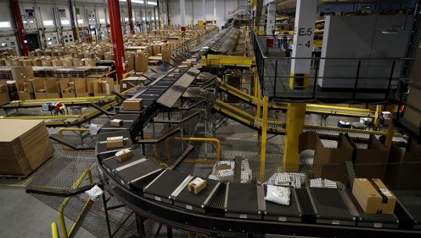 A general view of an Amazon distribution center during 'Black Friday' in Madrid, Spain, 24 November 2017. 
