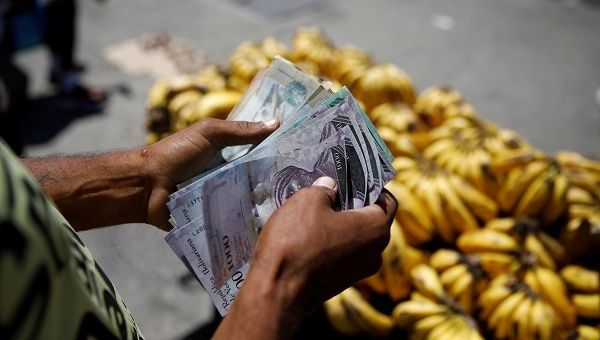 Cash contraband seeks to launder money and supply Venezuelan bolivars to financial markets along the Venezuelan-Colombian border.