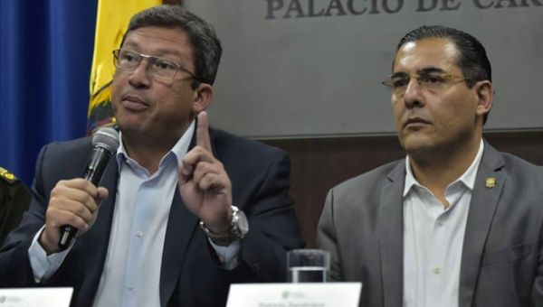 Former Interior Minister Cesar Navas (left) and Defense Minister Patricio Zambrano (right).