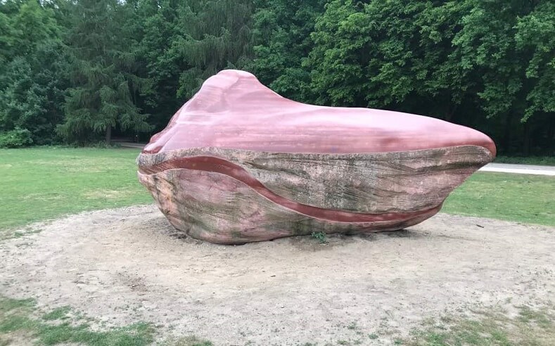 German artist Wolfang Von Schwarzenfeld altered the sacred stone by polishing and cutting it, a painful act for the community. 