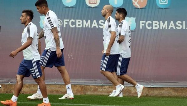 The Argentine soccer team walks away from the controversial match with the Israeli team as part of a pro-Palestinian campaign.