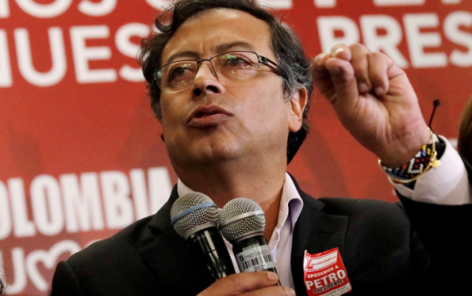 Colombian presidential candidate Gustavo Petro speaks to supporters from the Liberal Party during a meeting at a hotel in Bogota, Colombia May 22, 2018.
