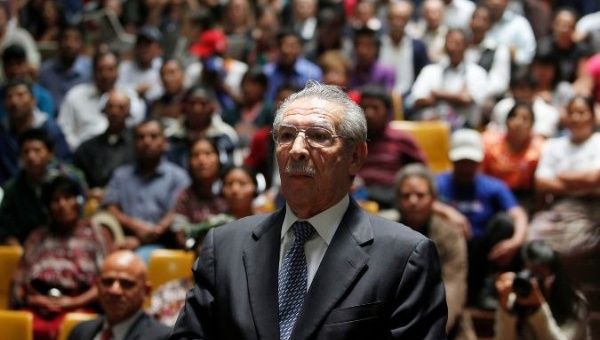 Former Guatemalan dictator Jose Efraín Ríos Montt appears at a public genocide trial.