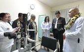 El presidente Evo Morales compartió con médicos cubanos y bolivianos que han hecho posible este gran logro. 