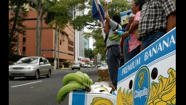 Rural workers in Panama protest against Chiquita brands in 2005.