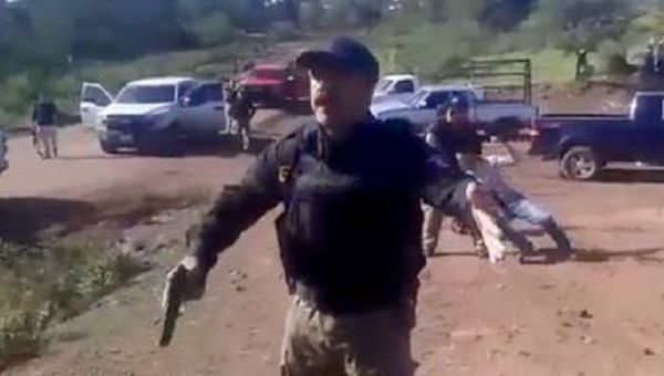 An officer sent to break up the peaceful anti-mining protest in Guazapares, Chihuahua, Mexico on August 30, 2018.