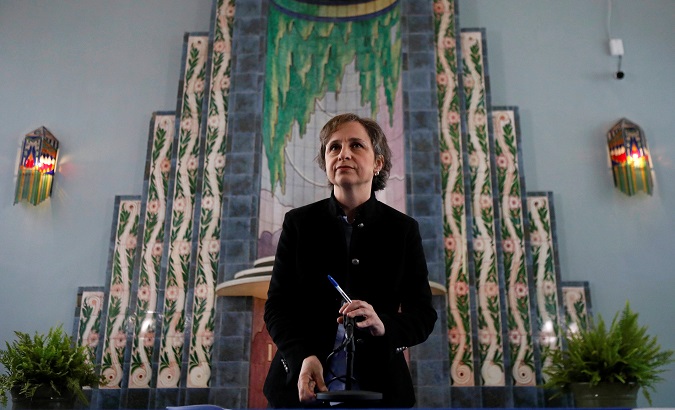 Mexican journalist Carmen Aristegui gives a news conference in Mexico City, September 28, 2018.