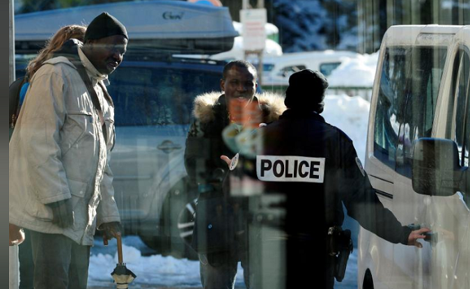 French police bring back from France some migrants to the railway station in the border town of Bardonecchia, Italy, January 11, 2018.