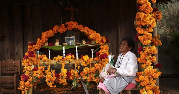Mexico’s Day of The Dead: Cempazuchitl Takes Center Stage
