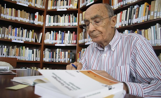 Author Jose Saramago in his library in the Lanzarote island, Spain. August 27, 2009.