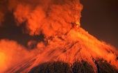 El departamento sureño de Escuintla se declaró este lunes en alerta roja por la fuerte erupción.