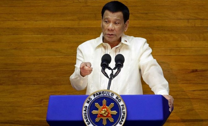 Duterte Threatens China with 'Suicide Mission' over Island
