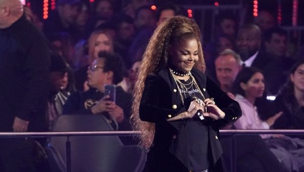 Singer Janet Jackson makes a heart symbol after receiving the Global Icon award at the 2018 MTV Europe Music Awards at the Bilbao Exhibition Centre in Bilbao, Spain, November 4, 2018
