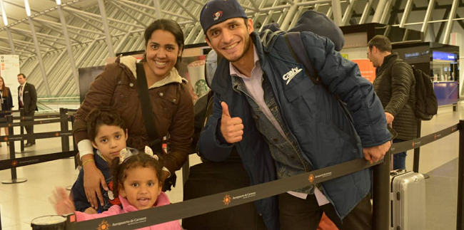 Venezuelan family returning to Venezuela.