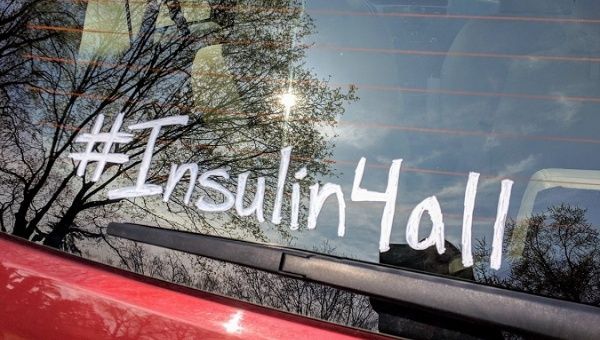 A photo of #insulin4all on the window of a car ready to take the trip to Canada to buy insulin