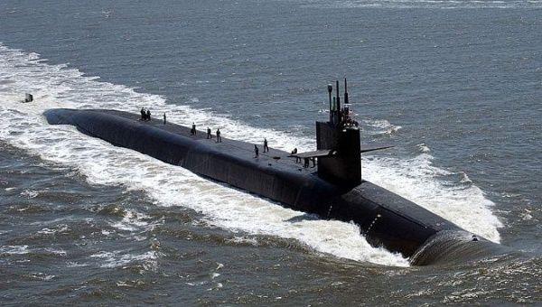 USS Florida (SSGN-728) arriving at its new base in Kings Bay, Georgia, on April 11, 2006.