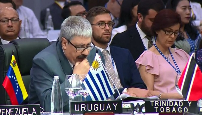 OAS Uruguay representative says his country won't participate in Thursday meeting rejecting presence of Venezuela's Guaido reps