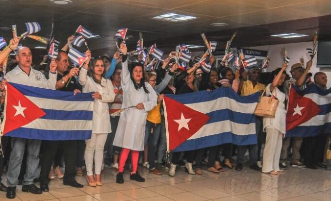 Around 700 doctors were part of the medical brigades sent from Cuba to Bolivia.