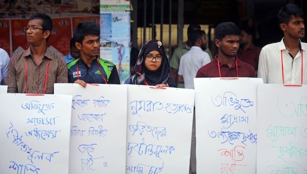 People protesting against rape in Dhaka, Bangladesh, April 21, 2019. 