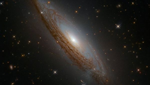 The ESO 021-G004 galaxy, photographed by Hubble, has a supermassive black hole in the center like those who would study these missions.