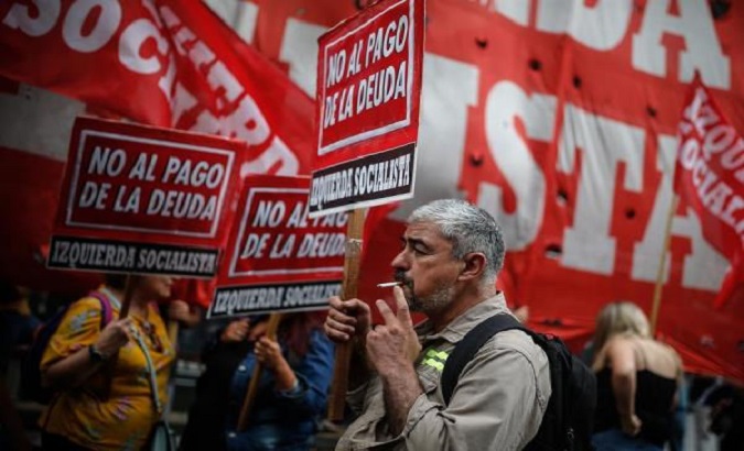 Protest led by the Left Front against the Law on Management of the Sustainability of the Foreign Public Debt, Buenos Aires, January 2020.
