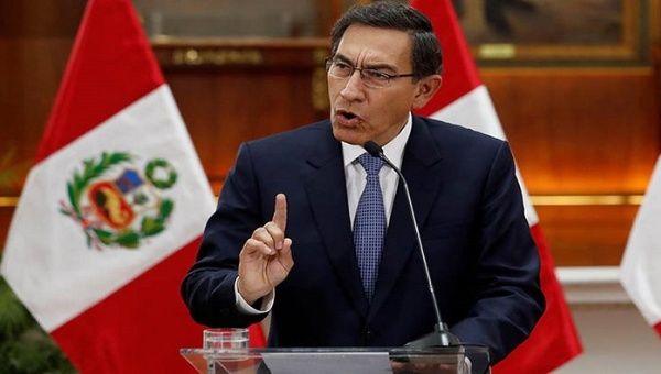 Peruvian President Martín Vizcarra addresses the nation.