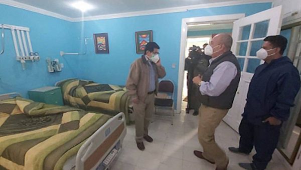 Interior Minister Arturo Murillo tours the Clinica del Colaborador without Cuba's authorization, La Paz, Bolivia, July 21, 2020