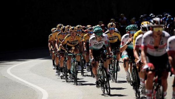 The peloton is on the way during the 2nd stage of the 107th edition of the Tour de France cycling race over 186km around Nice, France, 30 August 2020.