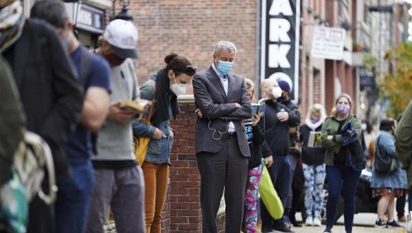 People waiting in line to vote in Brooklyn, NYC, U.S., Oct. 27, 2020.