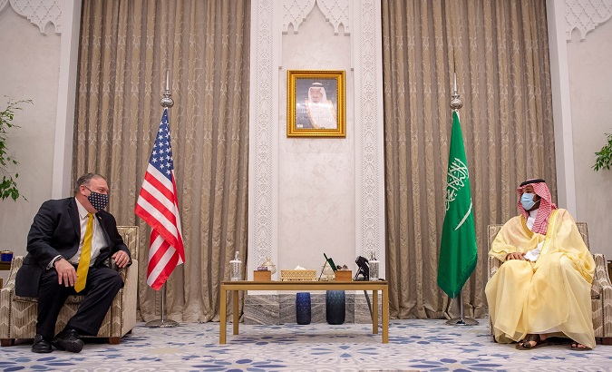 A handout photo made available by the Saudi Royal Court shows Saudi Arabia's Crown Prince Mohammed bin Salman bin Abdulaziz ( R) meeting with US Secretary of State Mike Pompeo (L) in Riyadh, Saudi Arabia, 22 November 2020.