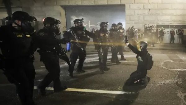 The police in the United States is three times as likely to use force against leftwing protesters, data finds.