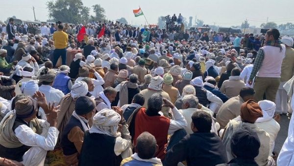 Farmers block Delhi-Agra Highway near Atoha village in Palwal on February 6, 2021
