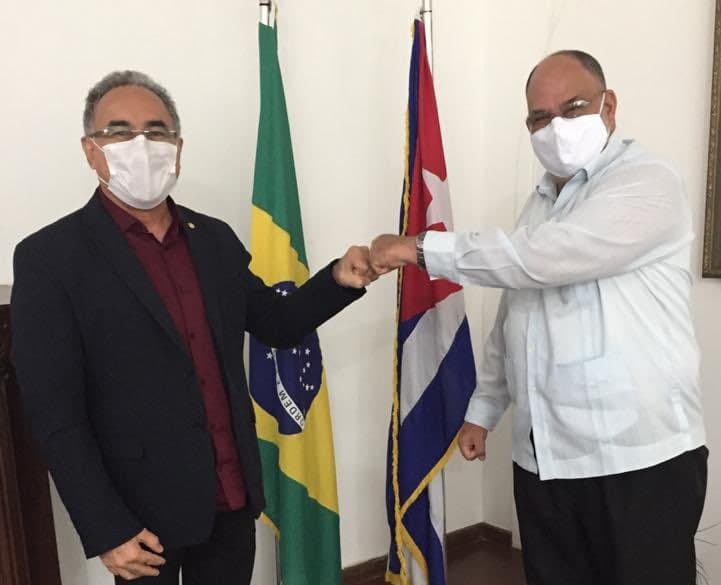 Today the mayor of Belem, @EdmilsonPSOL met with the Cuban ambassador in Brasilia to discuss the acquisition of vaccines produced in the country, such as Soberana 02, the most advanced vaccine produced in Latin America.