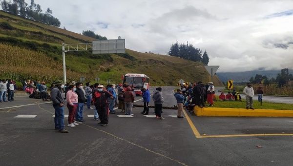 Activists block roads in Imbabura, Ecuador, May 25, 2021.