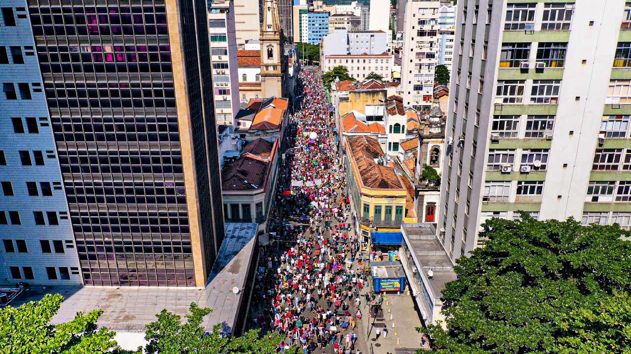 Sao Paulo rallying for survival and against Bolsonaro
