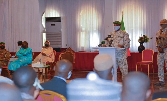 Colonel Assimi Goita speaks to the Cabinet, Bamako, Mali, May. 28, 2021.