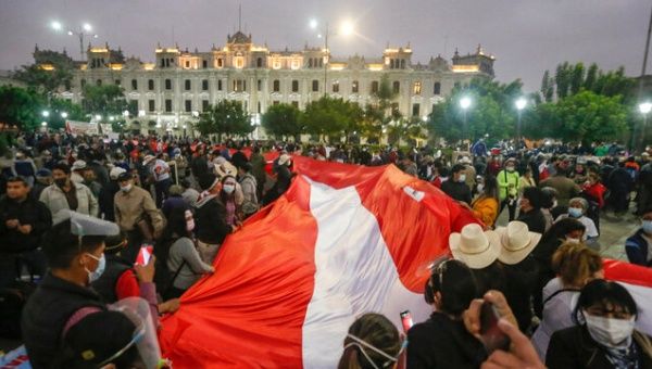 Peruvian electoral authorities have warned about the possibility of the count being delayed, due to the number of nullity requests presented by the political parties.
