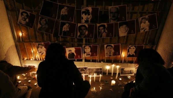 Chileans hold vigil to remember the victims of the military dictatorship (1973-1990), Santiago, Chile, Sep. 11, 2021.