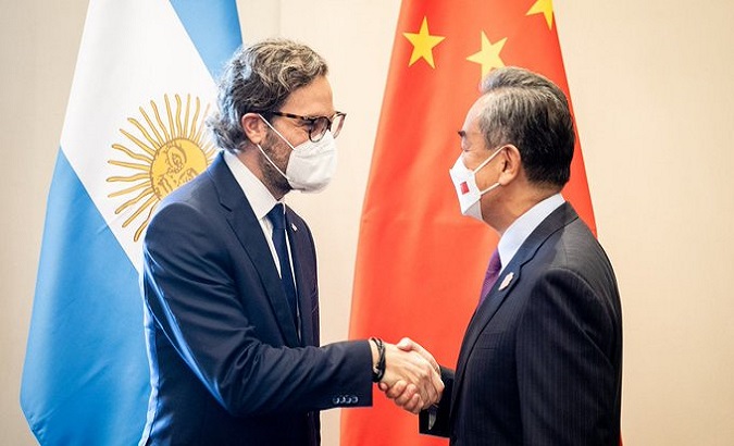 Argentina's Foreign Minister Santiago Cafiero and his Chinese counterpart Wang Yi. Jul. 7, 2022.