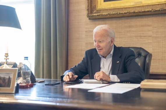 Photo posted on the official Twitter account of U.S. President Joe Biden on July 21, 2022 shows Biden working at the White House, in Washington, D.C., the United States after he tests positive for COVID-19.