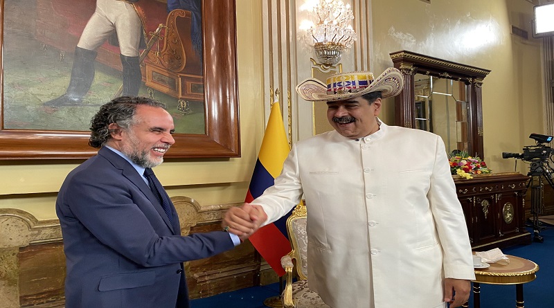 Colombia's ambassador to Venezuela, Armando Benedetti and Venezuela's president Nicolas Maduro