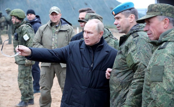 Russian President Vladimir Putin visits the Western Military District training ground in the Ryazan region on Oct. 20, 2022.