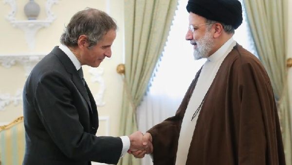 President Ebrahim Raisi (R) and IAEA Director Rafael Grossi, Tehran, Iran, March 4, 2023.