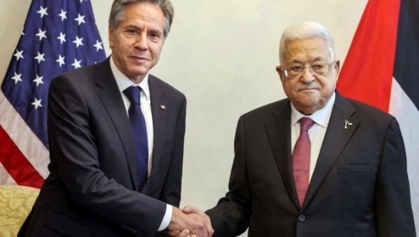 U.S. Secretary of State Antony Blinken (L) & Palestinian President Mahmoud Abbas (R), Oct. 13, 2023.