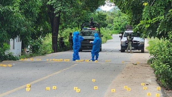 Forensic police at the crime scene, Coyuca de Benitez, México, Oct. 23, 2023.
