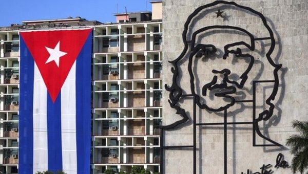 Cuban flag and the face of Che Guevara in Revolution Square, Havana, Cuba.