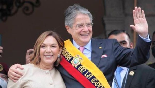 President Guillermo Lasso (R) and First Lady Maria Alcivar (L).