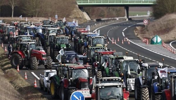 Farmers block an access road to Paris, Jan. 29, 2024.